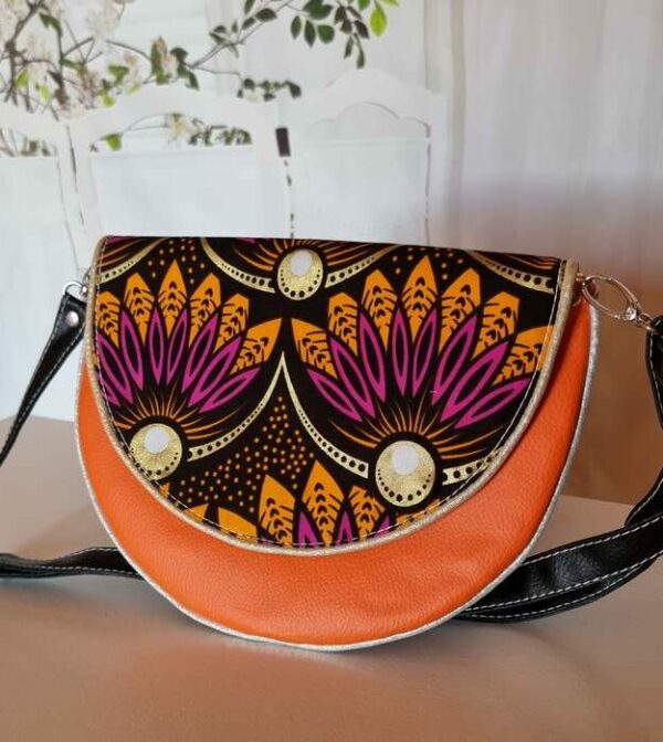 Pochette femme demi lune orange DIANE